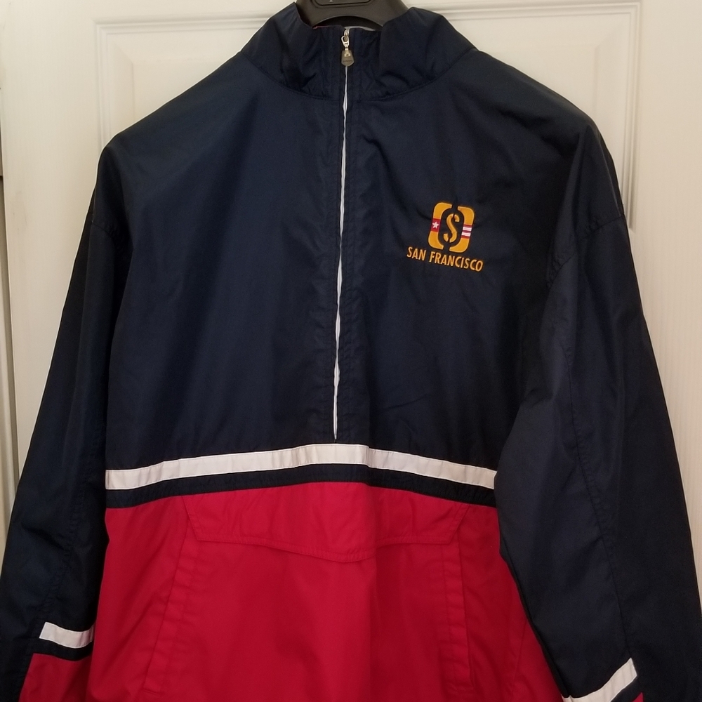Waterproof Lightweighted Jacket Womens.